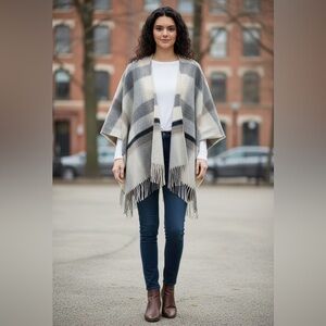 NEW Charlie Paige Wrap W/ Fringe ~ Plaid Cream Gray Brown Poncho Cape Shawl~ OS